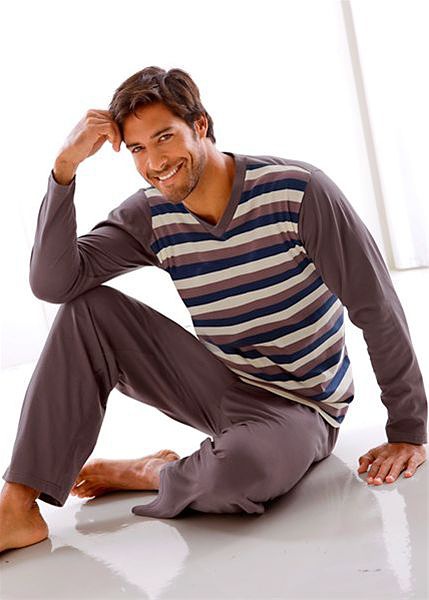 Pijamale Online Pentru Bărbați - Modele Variate