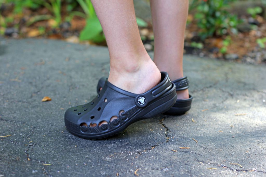 Sandalele Crocs - Distracție Și Comoditate, Pentru Întreaga Familie!